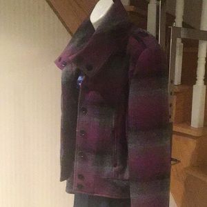 💕💕HOST PICK💕💕⬇️price dropped NWOT Purple/blk plad bomber jacket